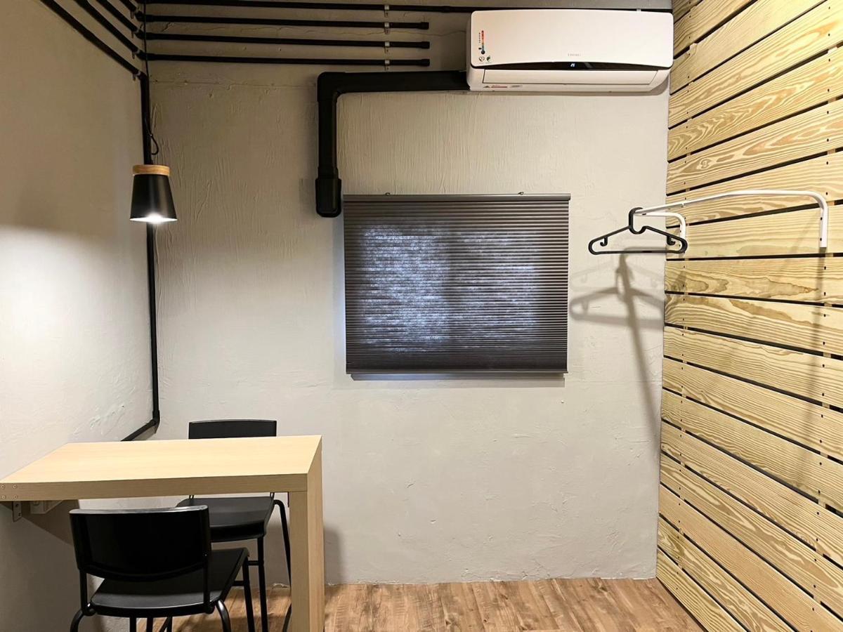 Ruifang Yi Hostel New Taipei City Exterior foto